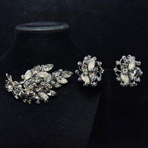 Judy Lee AB Rhinestone & Lava Glass Floral Brooch And Clip On Earrings (5134)